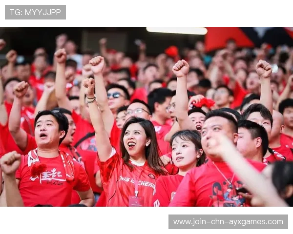 中超榜首大战激情四射，火花四溅两红两黄点燃绿茵战火