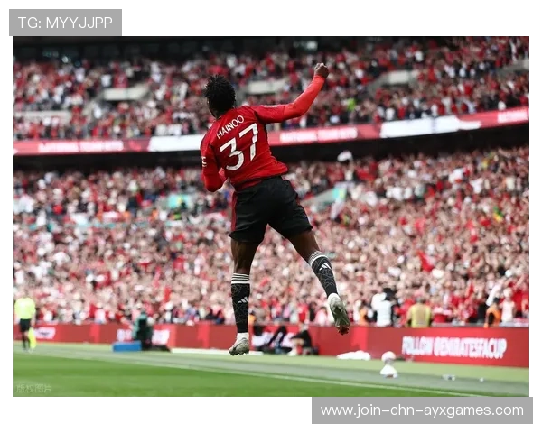 曼联梅努快速转移球与持球冷静提升