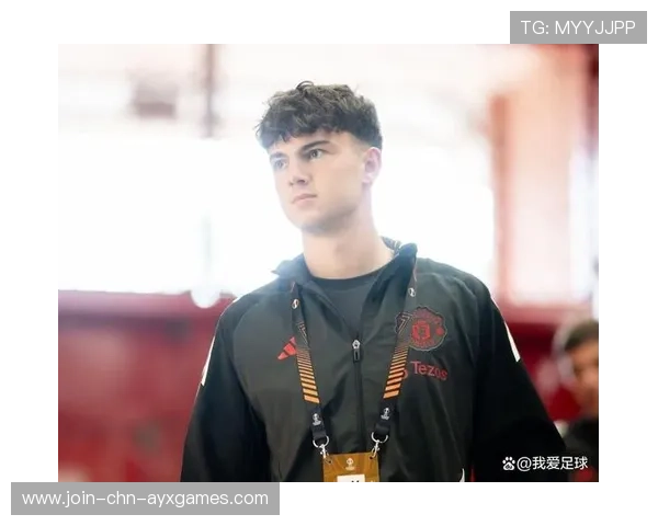 曼联青训新星迎来机会，逐步闯入一线队